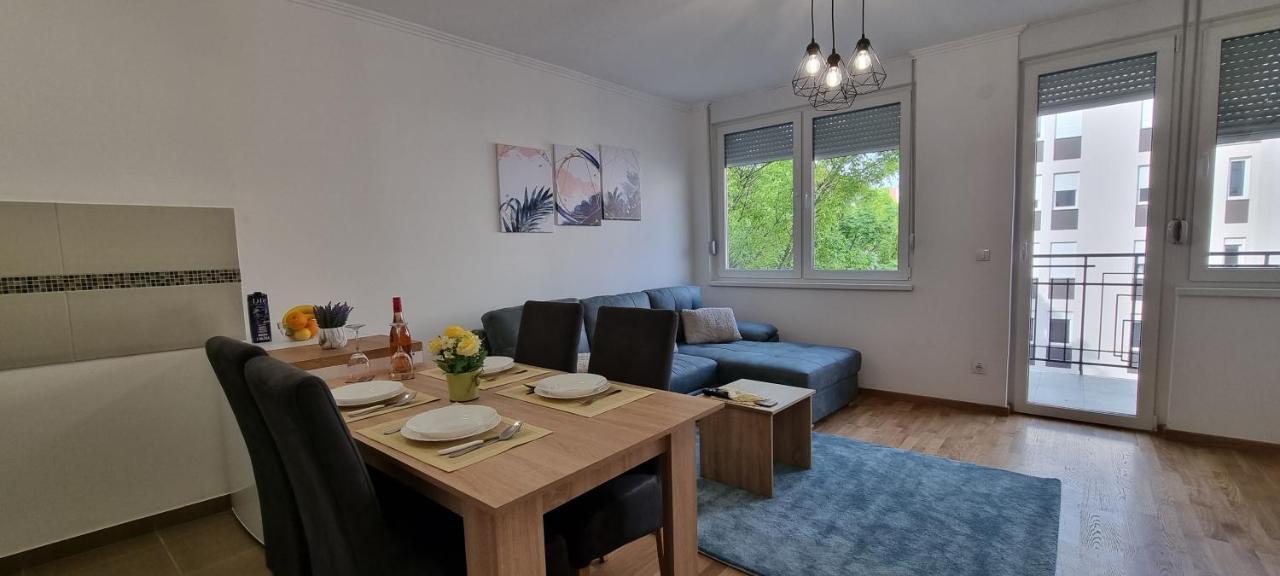 Apartman Visnja Subotica Buitenkant foto