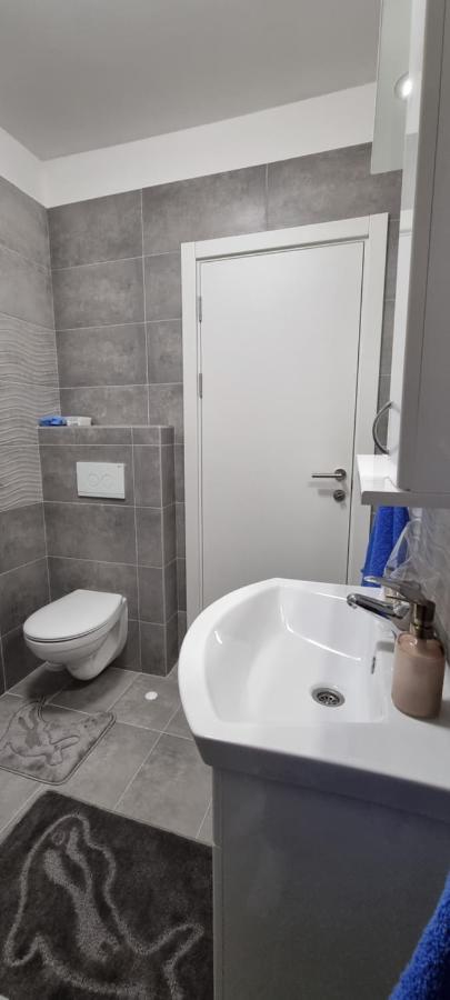 Apartman Visnja Subotica Buitenkant foto