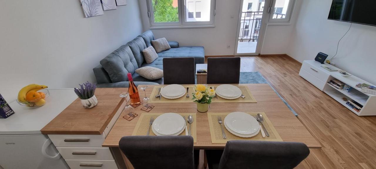 Apartman Visnja Subotica Buitenkant foto