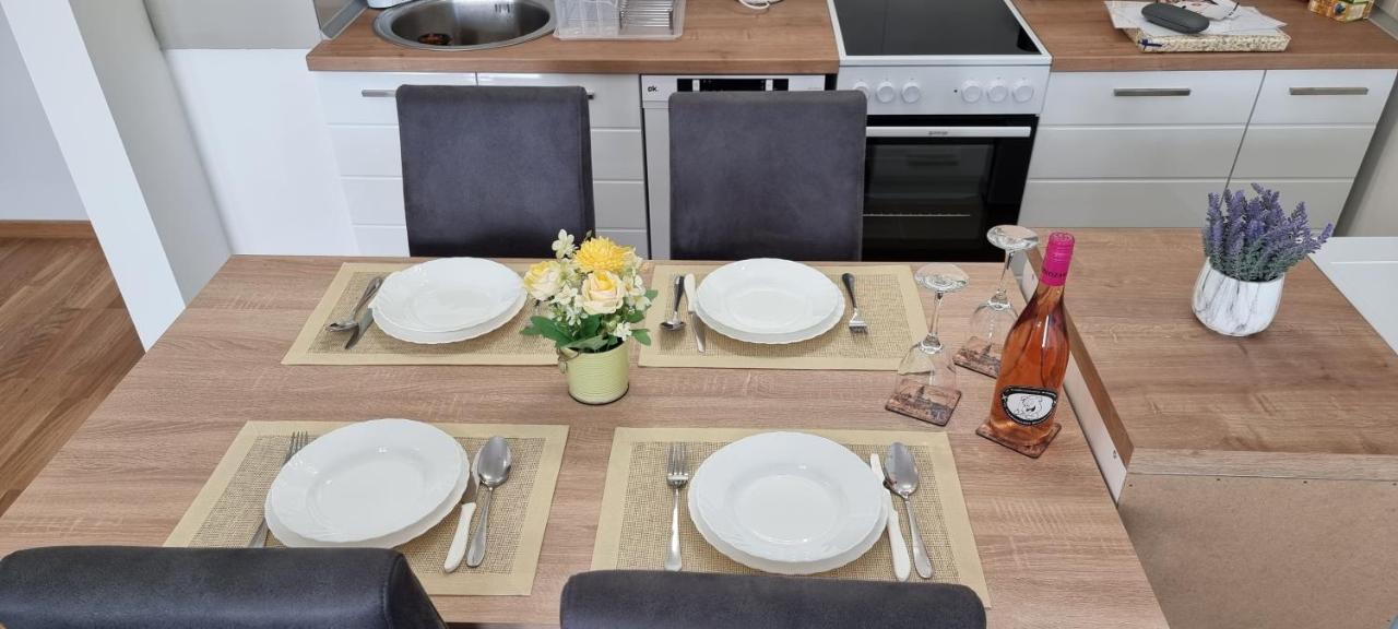 Apartman Visnja Subotica Buitenkant foto