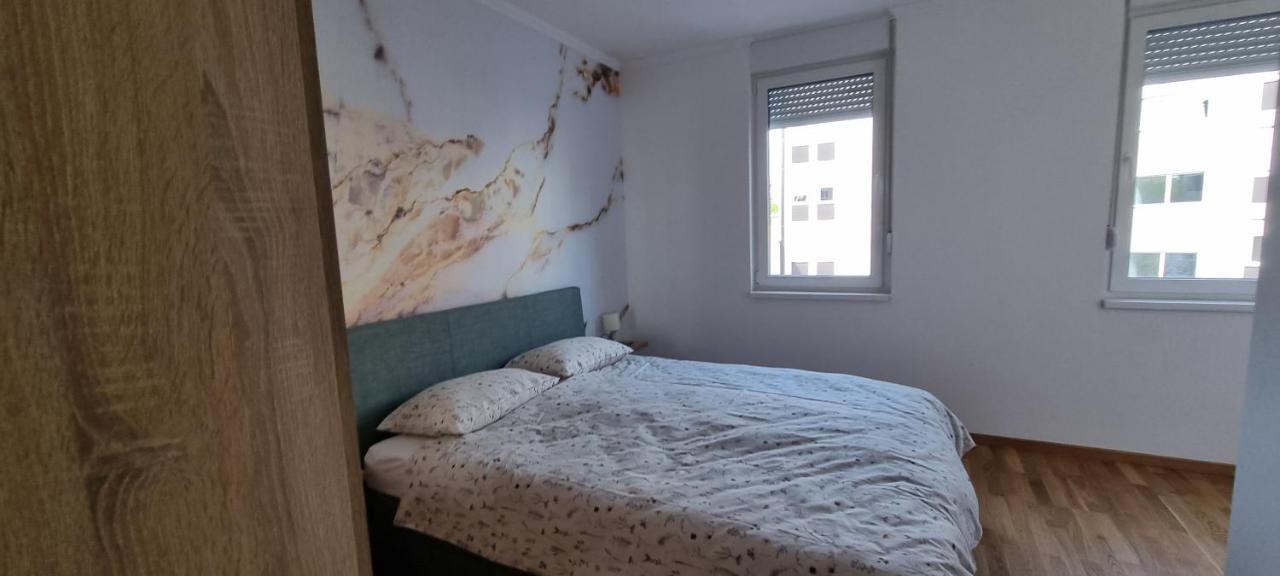 Apartman Visnja Subotica Buitenkant foto