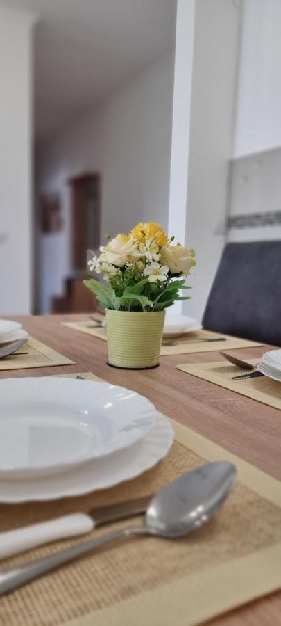 Apartman Visnja Subotica Buitenkant foto
